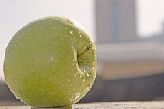 Propiedades de la manzana verde para bajar el colesterol