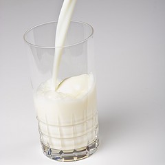 leche baja en grasas saturadas